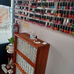 4 Seasons Nails