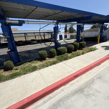 Euclid Hand Car Wash - Vacuum + Air - Car Wash Near Me - Anaheim, California Euclid Hand Car Wash - Vacuum + Air - Car Wash Near Me - Anaheim, California