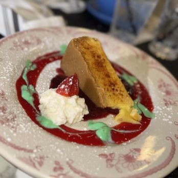 Carbonara - ITALIAN CRÈME BRÛLÉE CHEESECAKE - Italian Near Me - Arlington, Virginia Carbonara - ITALIAN CRÈME BRÛLÉE CHEESECAKE - Italian Near Me - Arlington, Virginia