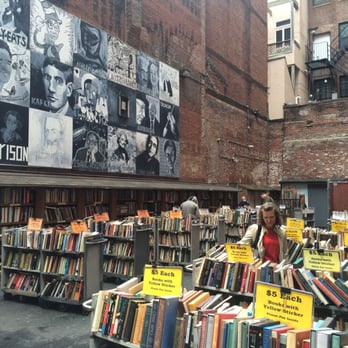 Brattle Book Shop - Outdoor book selection - Bookstores Near Me - Boston, Massachusetts