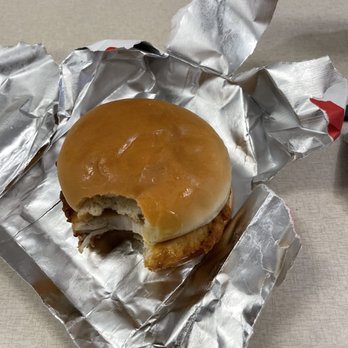 Chick-fil-A - Original chicken sandwich - Fast Food Near Me - Maple Grove, Minnesota