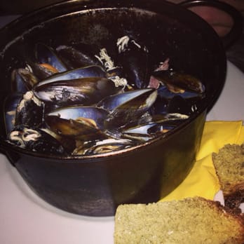 Brel - Mussels in bacon sauce - Belgian Near Me - Glasgow, GLG Brel - Mussels in bacon sauce - Belgian Near Me - Glasgow, GLG