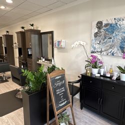 Salon Sage - Entry and coffee bar