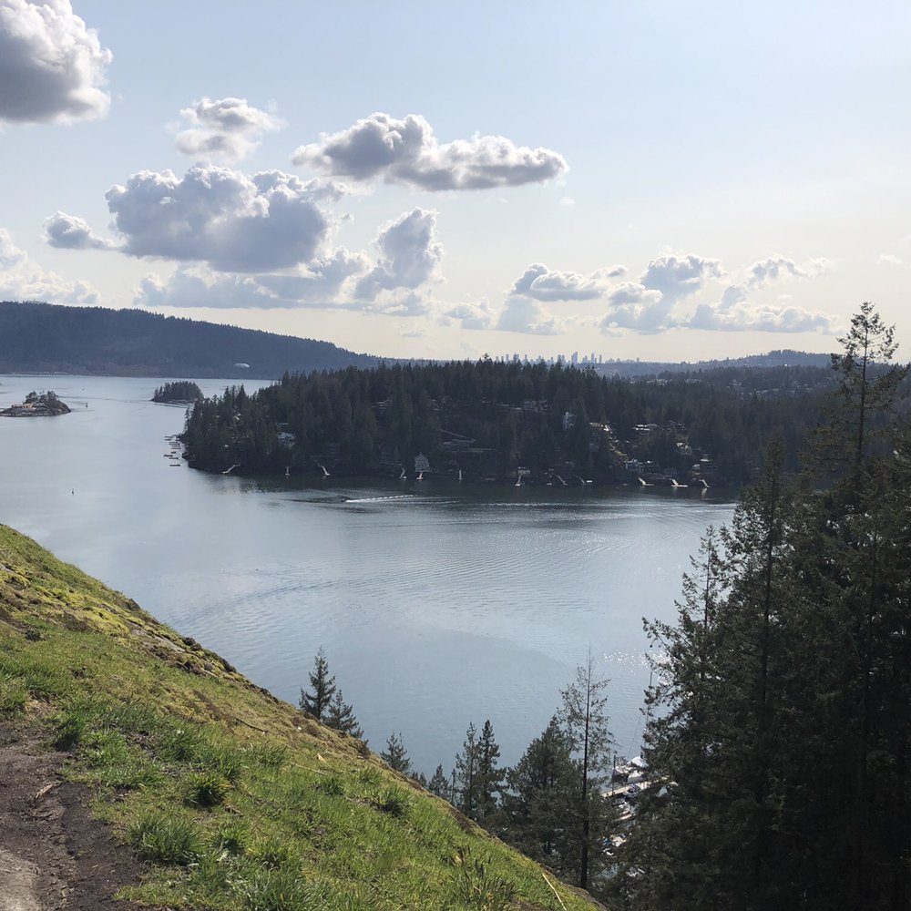 Quarry Rock - Hiking Near Me - North Vancouver, British Columbia Quarry Rock - Hiking Near Me - North Vancouver, British Columbia