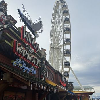 The Seattle Great Wheel - Outside - Amusement Parks Near Me - Seattle, Washington