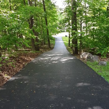E Sprague Paving - Looking down drivway--300 fr - Masonry/Concrete Near Me - Middletown, New York