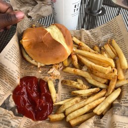 Carolina Burger