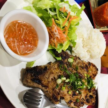 Ocean Pho - Pork Chops - Vietnamese Near Me - Honolulu, Hawaii
