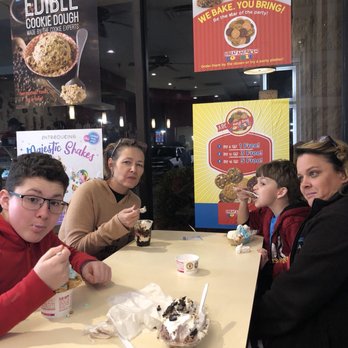 Marble Slab Creamery - Ice Cream & Frozen Yogurt Near Me - Mobile, Alabama