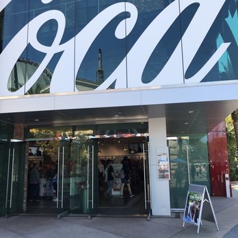 Coca Cola Store - Storefront - Fashion Near Me - Orlando, Florida