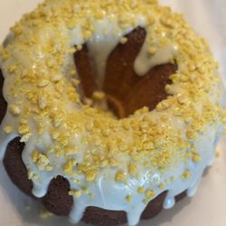 Sweets By Valencia - Lemon crush pound cake