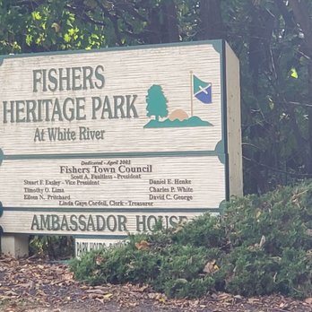 Fishers Heritage Park At White River - Entrance to the park - Parks Near Me - Fishers, Indiana Fishers Heritage Park At White River - Entrance to the park - Parks Near Me - Fishers, Indiana