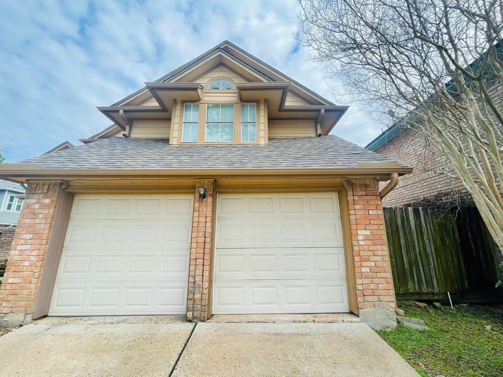 Slide of Universal Roofing & Restoration