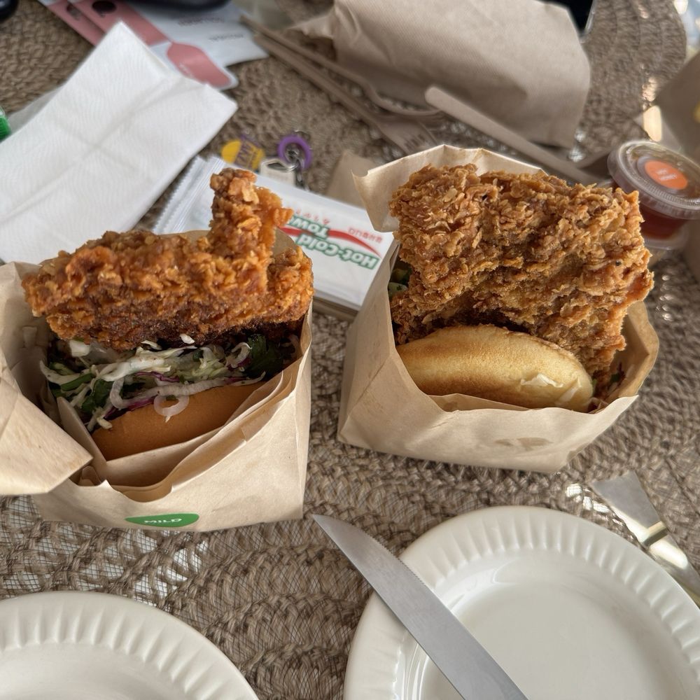 Daybird - Chicken Shop Near Me - Los Angeles, California Daybird - Chicken Shop Near Me - Los Angeles, California