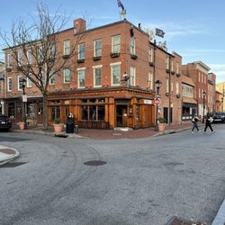 Max's Taphouse - Outside