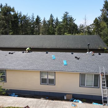 T&G Roofing - T&G did same standard of work for thousands less.Still pleased after a harsh season of wind & rain @ Ocean Park Wa. Drone pic as they finish - Roofing Near Me