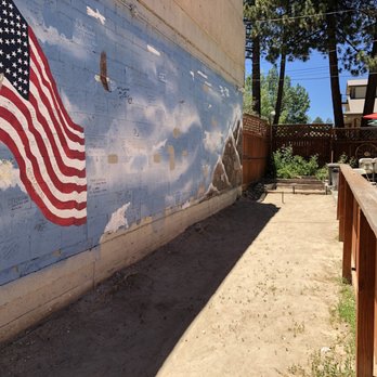 Murray's Saloon & Eatery - Horse shoe pit - Karaoke Near Me - Big Bear Lake, California