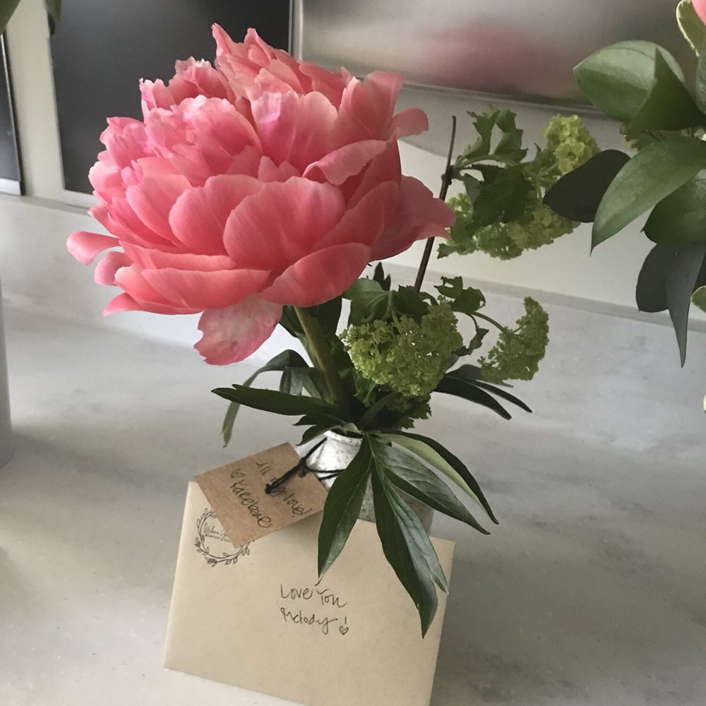 The beautiful flowers I got for my friend after surgery. The beautiful flowers I got for my friend after surgery.