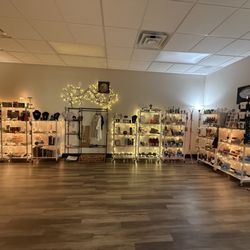 The Las Vegas Medium - Retail
