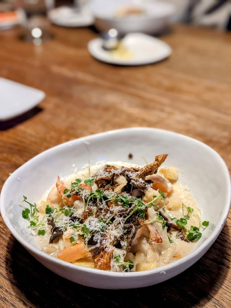 Taylor Shellfish Oyster Bar