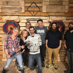 Timber Lounge Moncton - Timber Lounge Axe Throwing Moncton