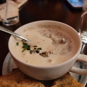 Cafe Orleans - Cajun/Creole Near Me - Anaheim, California