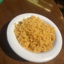 El Tejado Mexican Restaurant - Yellow Rice
(The plate was overwhelmed by the two large burritos)