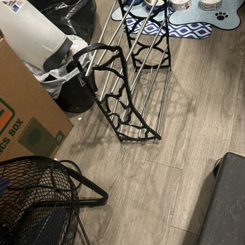 QuikmOve - Stuff that was packed in boxes that shouldn't have been and that was damage - Movers Near Me QuikmOve - Stuff that was packed in boxes that shouldn't have been and that was damage - Movers Near Me