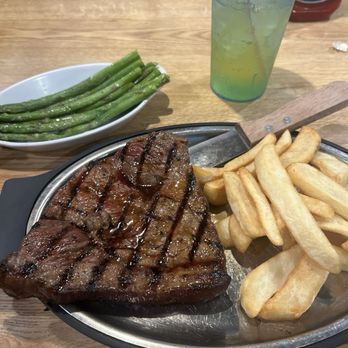 Bill's Steak House & Bar - Full meal with my dew! It was tasty! - Steakhouses Near Me - Bronson, Michigan