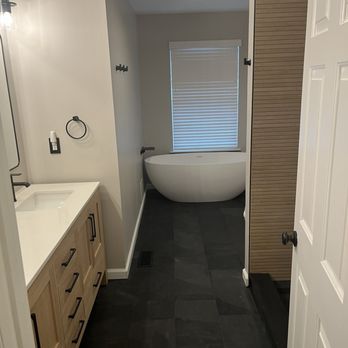 Fresh Renovations - Vanity, tub, and remodeled floors - General Contractors Near Me - Blackwood , New Jersey