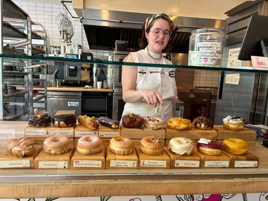 Fan Fan Doughnuts by null