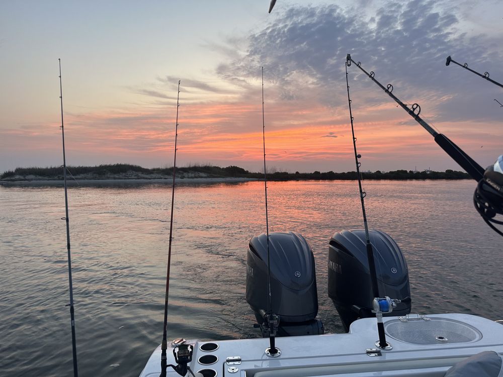 Two Tortugas Charters Logo