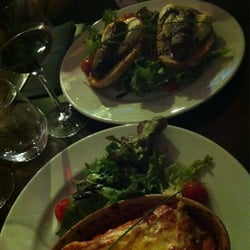 La Cantine - Tartine figatelli et tome de brebis, cannelloni de bruccio. Après avoir goûté j'aurais bien échangé...