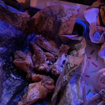 Wingstop - a plate of chicken wings and a can of soda - Chicken Wings Near Me - Chula Vista, California Wingstop - a plate of chicken wings and a can of soda - Chicken Wings Near Me - Chula Vista, California