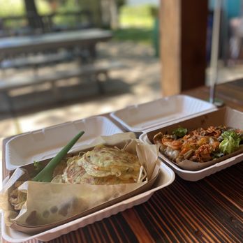 Namu - Veggie Korean Pancakes (left) and beef dumplings with kimchi - Mandoo (right) - Korean Near Me - Durham, North Carolina
