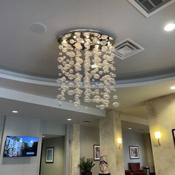 Hampton Inn Houston Downtown - Lobby - Hotels Near Me - Houston, Texas Hampton Inn Houston Downtown - Lobby - Hotels Near Me - Houston, Texas
