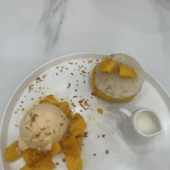 Mango Mango Dessert - Mango sticky rice - Desserts Near Me - Las Vegas, Nevada Mango Mango Dessert - Mango sticky rice - Desserts Near Me - Las Vegas, Nevada