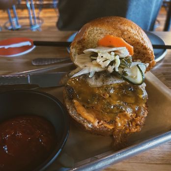The Rabbit Hole - Smashed Burger - Cocktail Bars Near Me - San Francisco, California