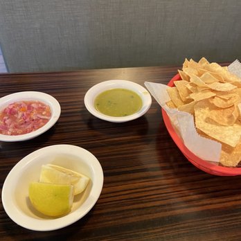 Ostioneria Arandas - They bring you this to munch on Fresh hot out of the oil chips - Mexican Near Me - Houston, Texas Ostioneria Arandas - They bring you this to munch on Fresh hot out of the oil chips - Mexican Near Me - Houston, Texas