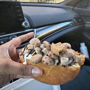 Yonutz - Cookie dough donught - Donuts Near Me - Dallas, Texas