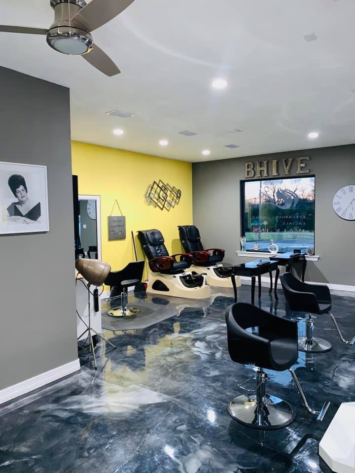 B Hive Salon Logo