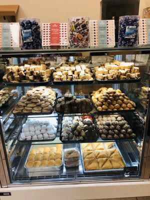 Titan Bakery by null