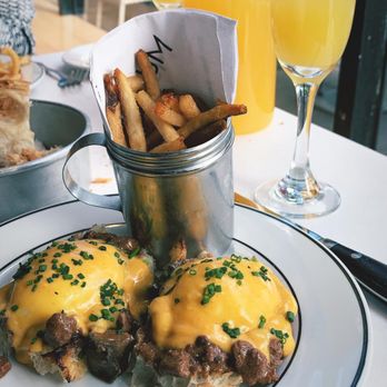 Medium Rare - Famous Benedict with bottomless mimosa! - Steakhouses Near Me - Washington, DC, District of Columbia Medium Rare - Famous Benedict with bottomless mimosa! - Steakhouses Near Me - Washington, DC, District of Columbia