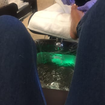 Green Nails Spa - Cleanliness very important and I'm worth it! The manicurist is taking extra care and I'm loving it. - Nail Salons Near Me - Los Angeles, California Green Nails Spa - Cleanliness very important and I'm worth it! The manicurist is taking extra care and I'm loving it. - Nail Salons Near Me - Los Angeles, California