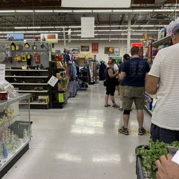 Very long lines due to covid (they're understaffed. ) Very long lines due to covid (they're understaffed. )
