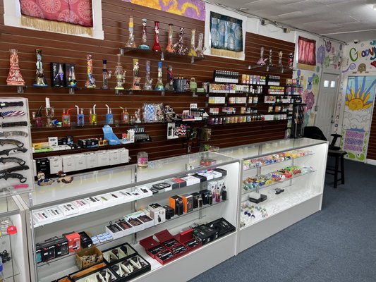 HAPPY HIPPY THE SMOKE SHOP - Updated May 2026 - 101 S Mildred St, Ranson,  West Virginia - Head Shops - Phone Number