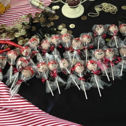 Luscious Lovelies - Loved the pirate theme cake pops I ordered from luscious lovelies!!!