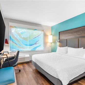 Tru by Hilton Pensacola I-10 North Davis Highway - Guest room - Hotels Near Me - Pensacola, Florida Tru by Hilton Pensacola I-10 North Davis Highway - Guest room - Hotels Near Me - Pensacola, Florida