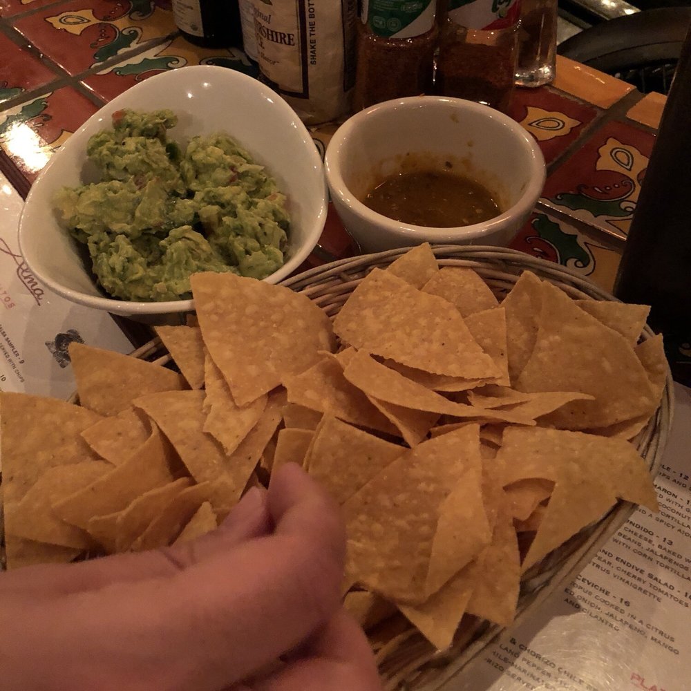Alma Restaurant - Salsa and chips and guacamole - Mexican Near Me - Brooklyn, New York