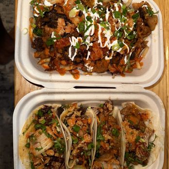Seoul Grindz - Korean street tacos and fries - Food Trucks Near Me - Honolulu, Hawaii